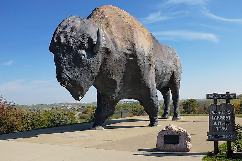 Dakota Thunder, the world's Largest Buffalo Monument in Jamestown, North Dakota.