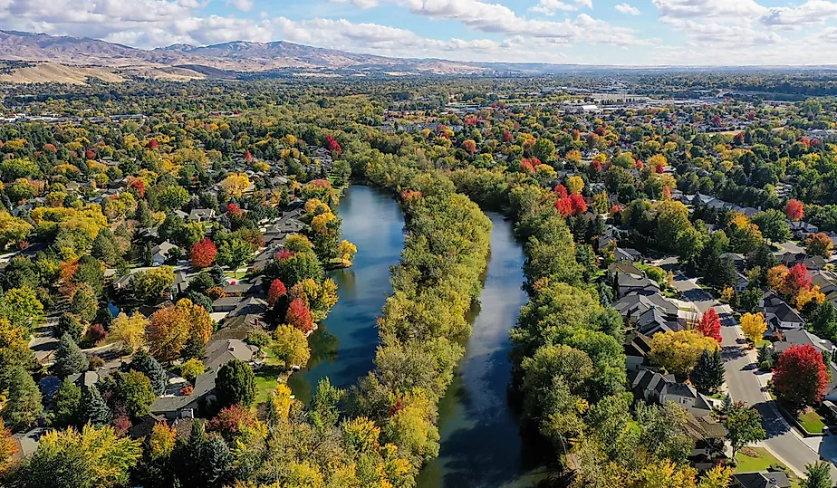 An aerial view of the Boise River and Garden City.